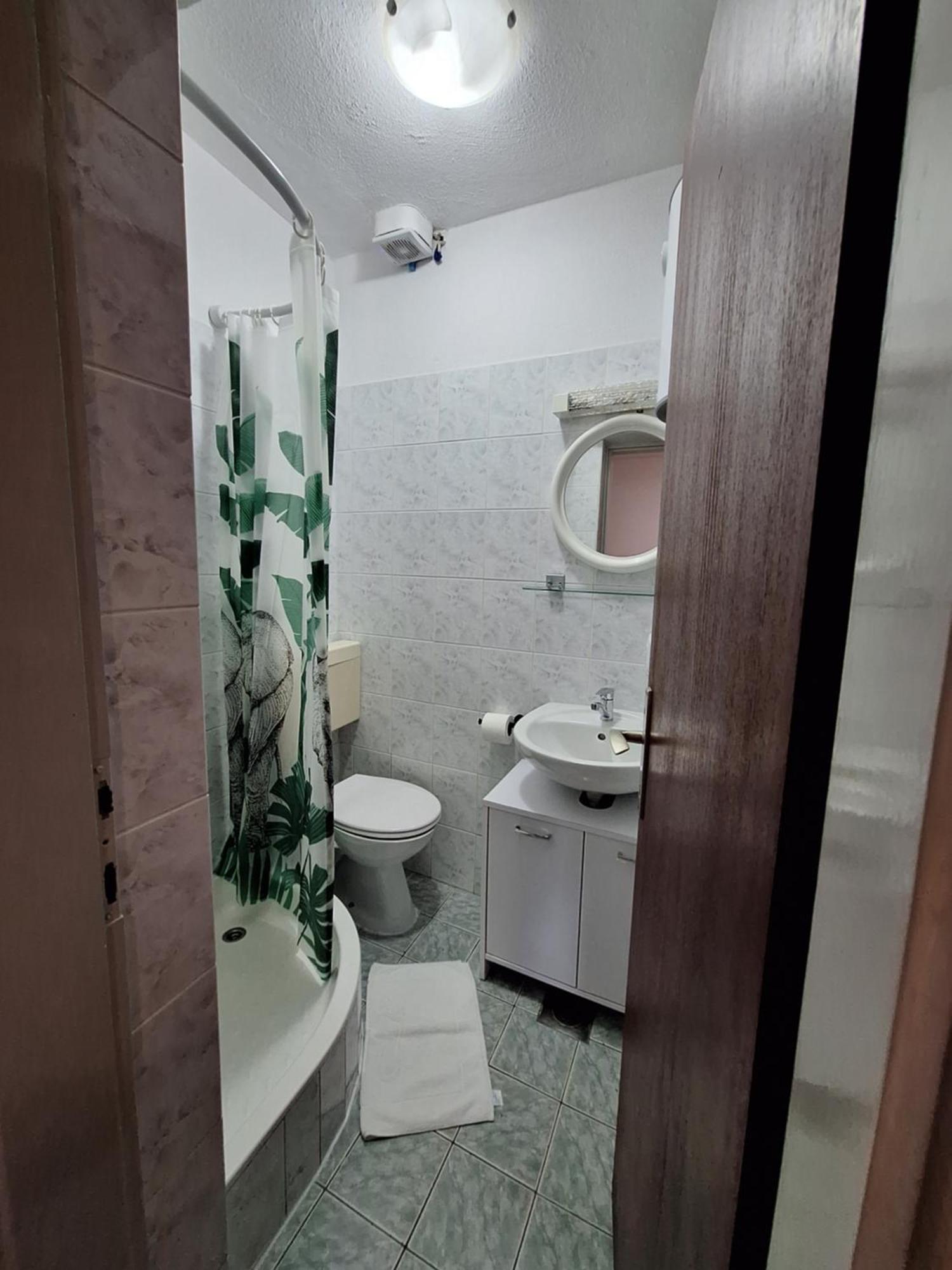 Apartmani Lisicina Omis Ngoại thất bức ảnh